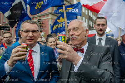 Gdansk. Manifestacja przeciwko podatkowi PIT, zorganizowana...