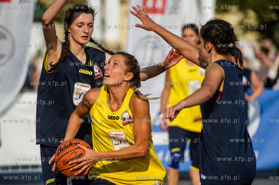 Plac Przyjaciol Sopotu. Bosch Streetball 3x3 Grand...