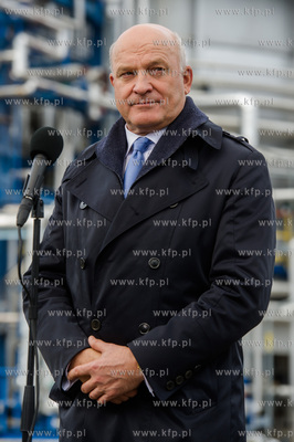 Gdansk. Wizyta Premier RP Ewy Kopacz w siedzibie Grupy...