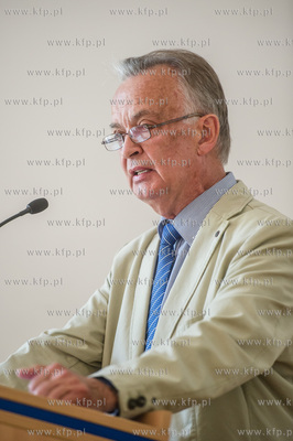 Sopot.Uniwersytet Gdanski. Centrum Konferencyjne wydzialu...