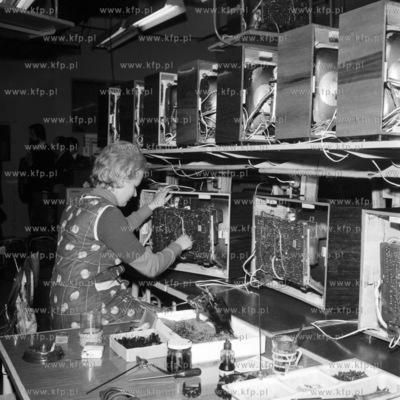 Linia produkcyjna Gdańskich Zakładów Elektronicznych...