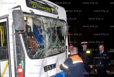 Zderzenie dwoch trolejbusow na ulicy Morskiej w Gdyni,...