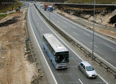Gdynia. Dobiegaj1 konca prace przy budowie ostatniego...