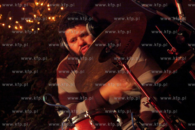 Kosciol sw. Trojcy w Gdansku.Mietek Szczesniak koleduje...