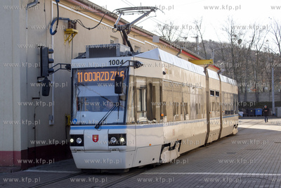Zajezdnia Wrzeszcz. Tramwaj ALSTOM NGD99  07.02.2020...