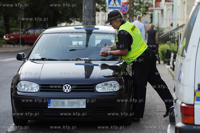 Gdanski Straznik Miejski przy pracy. 31.07.2009 fot....