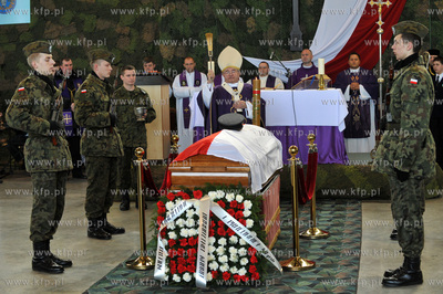 Pruszcz Gdansk, 49. Pulku Smiglowcow Bojowych. Uroczystosc...