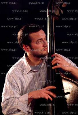 Koncert Leszka Mozdzera  i Ola Walickiego 9na zdjeciu)...