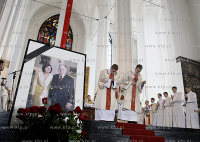 Gdansk. Bazylika Mariacka. Msza sw. za tragicznie zmarlych...