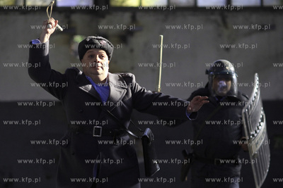 Stocznia Gdańsk. Zespol Big Cyc realizuje teledysk...