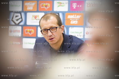 Stadion Energa. Konferencja prasowa Marka Jóźwiaka...