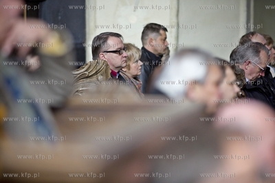 Gdańsk. Kościół św. Mikołaja. Masz św. w intencji...