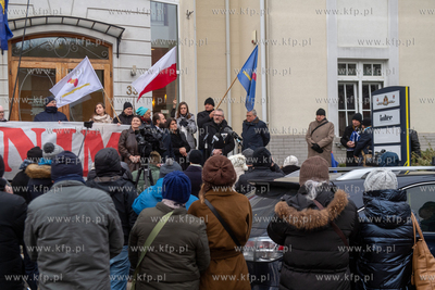 Protest przed Okręgowym Sądem Lekarskim w Gdańsku,...