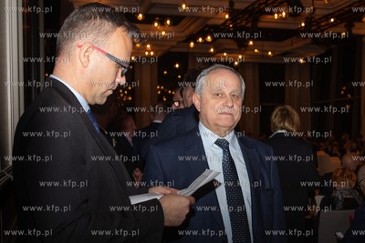 Debata Rozmowy  na szczycie. O gospodarce z widokiem...