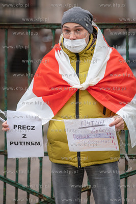 Gdańsk. Manifestacja pod konsulatem Rosji we Wrzeszczu....
