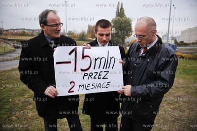 Gdansk. Wysepka na Wezle Kliniczna. Konferencja prasowa...