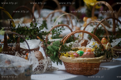 Gdansk.Swieta Wielkanocne w kosciele Sw. Mikolaja....