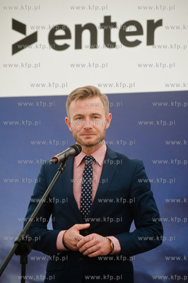 Gdynia. Uroczystosc podpisania aktu erekcyjnego i wmurowanie...