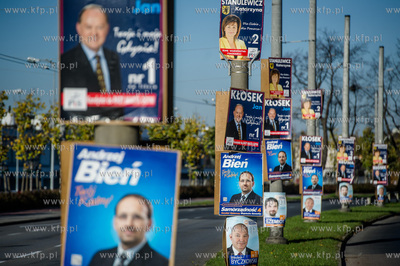 Gdynia. Kampania wyborcza do samorzadu. Plakaty wyborcze...
