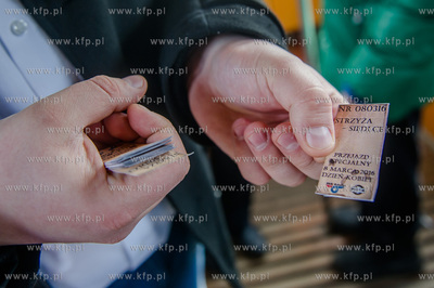 Gdansk. Dzien kobiet w zabytkowym tramwaju 105 N z...