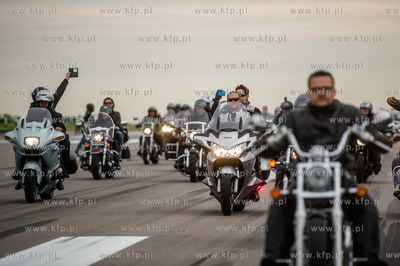 Port lotniczy im. Lecha Wałesy w Gdańsku Rębiechowie....