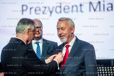 Gdańsk. Centrum konferencyjno-wystawiennicze Amber...