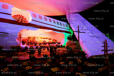 Grob Panski w kosciele Najswietszej Marii Panny Wspomozenia...