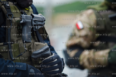 Gdynia. Torpedownia na terenie portu wojennego na Oksywiu....