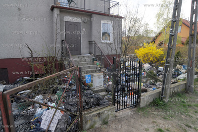 Ul. Pusta w Gdyni Pustkach Cisowskich - na jednej z...