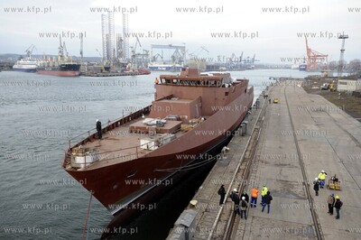 Gdynia Stocznia Marynarki Wojennej Wodowanie techniczne...
