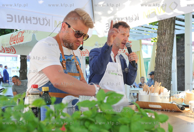 Sopot. Kawiarnia Letnia Kolo Molo. Orange Kino Letnie....