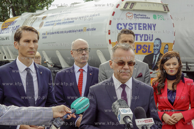 Gdańsk, ul. Sucharskiego. Konferencja przedstawicieli...