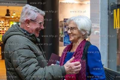 Gdańsk, Centrum Handlowe Manhattan. Spotkanie promocyjne...