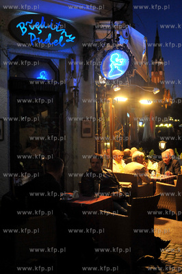 Sopot. ul. Bohaterow Monte Cassino popularny Monciak...
