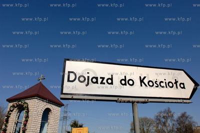 Gdansk Kokoszki. Kapliczka na rogu ul. Inzynierskiej...