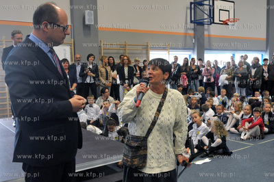 Rozpoczecie roku szkolnego polaczone z uroczystym otwarciem...