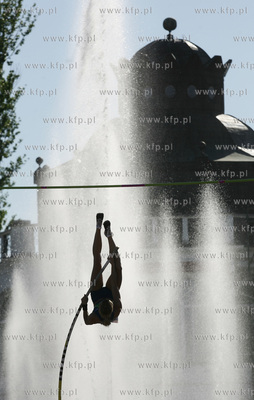 Sopot. XIX Tyczka Na Molo. Nz Anna Rogowska.
11.06.2006
fot....