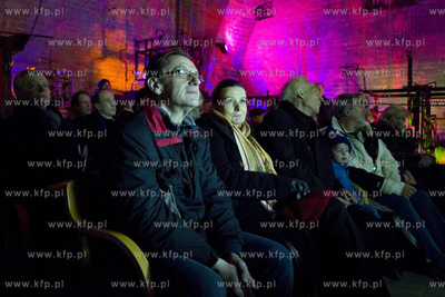 Kościół św. Katarzyny. Muzeum Zegarów Wieżowych....