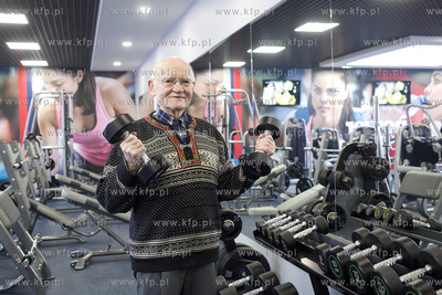Otwarcie Tiger Gym na gdańskim Suchaninie. Nz. Tadeusz...