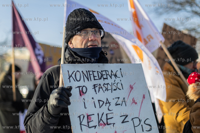 Demonstracja wsparcia dla lekarzy i pacjentek w Gdańsku....