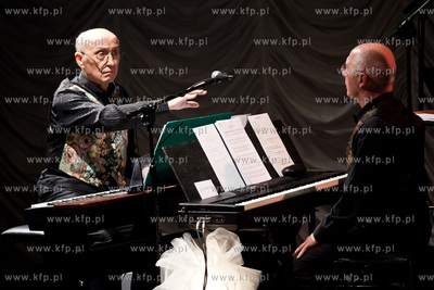 Gdansk. Scena Teatralna Kontakt w Domu Technika NOT.
Dusza...