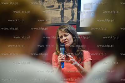 Gdansk. Biblioteka Manhattan w CH Manhattan. Spotkanie...