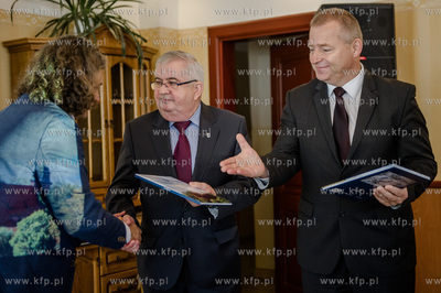 Restauracja Gryf w Zukowie. Promocja albumu Zukowo.
Nz...