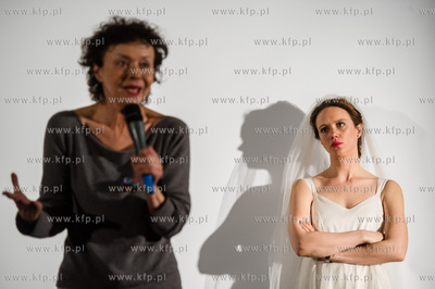 Sopot. Zatoka Sztuki. Festiwal Zatoka Kobiet. Spektakl...