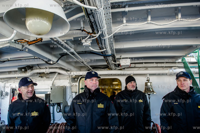 Port Wojenny w Gdyni Oksywiu. ORP Arctowski z grupą...