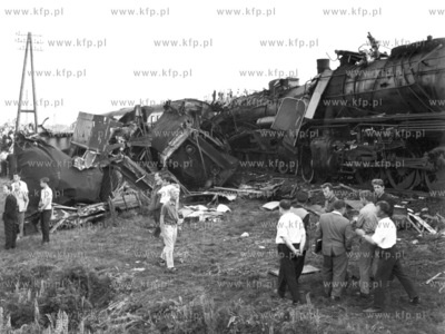 Tragiczna katastrofa kolejowa pod Koscierzyna. Jadacy...