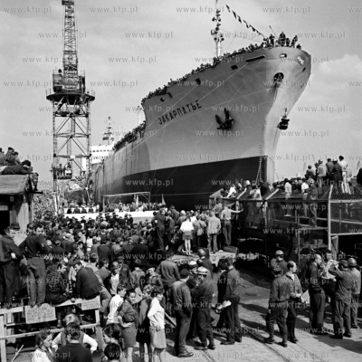 Uroczystosci chrztu statku Zakarpatije w Stoczni im....