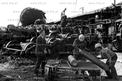 Katastrota kolejowa w Skowarczu. Na stojący pod semaforem...