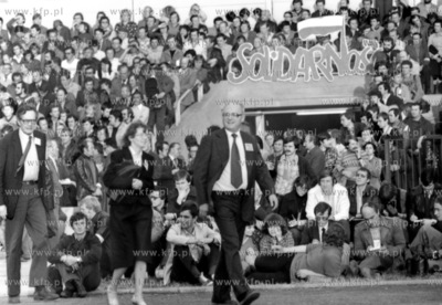 Delegacja Solidarnosci na stadionie klubu Hutnik na...