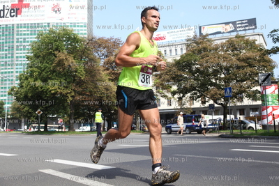 XVI Energa Maraton Solidarnosci NZ Uczestnicy w biegu.15.08.2010...